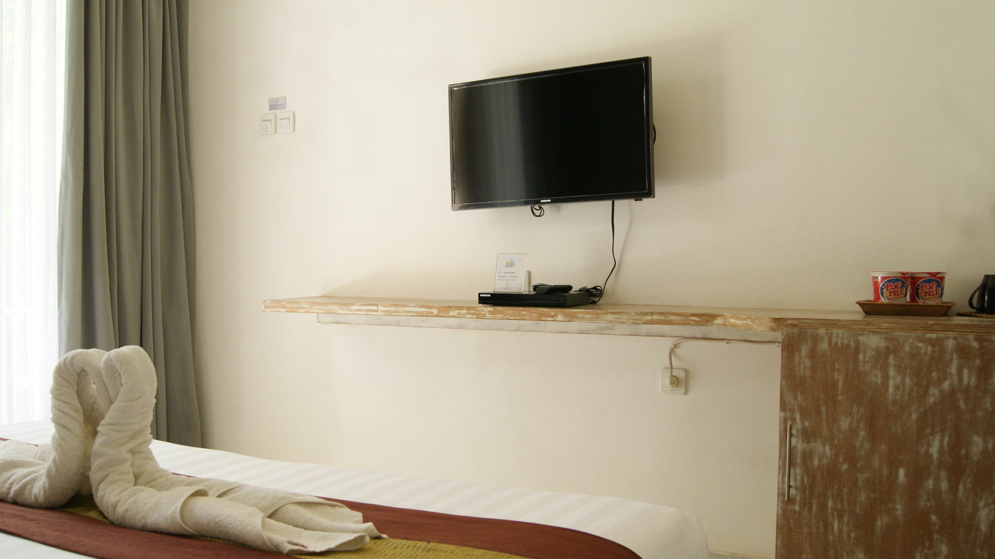 Hotel Sugiras Living à Denpasar Extérieur photo