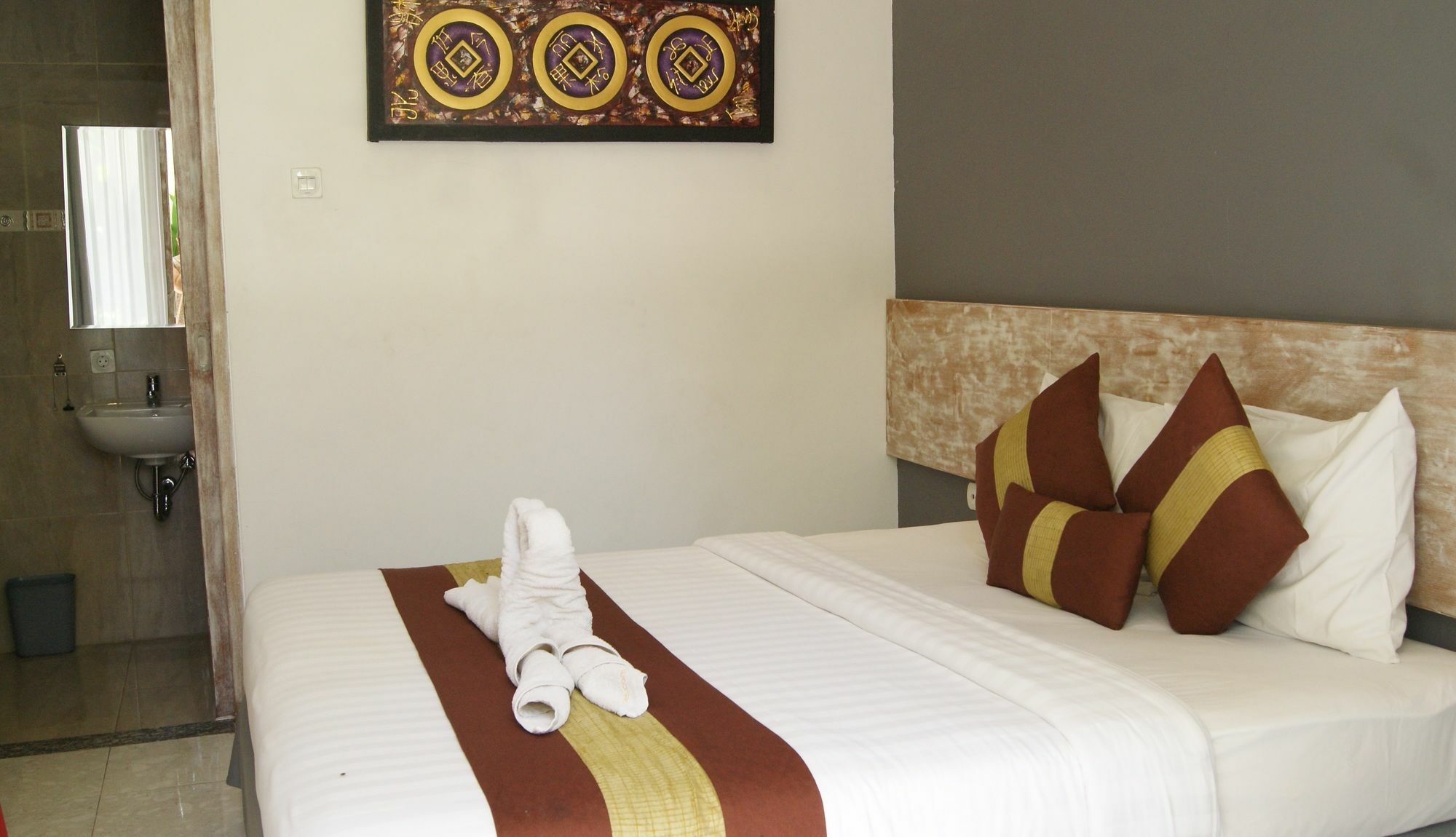 Hotel Sugiras Living à Denpasar Extérieur photo